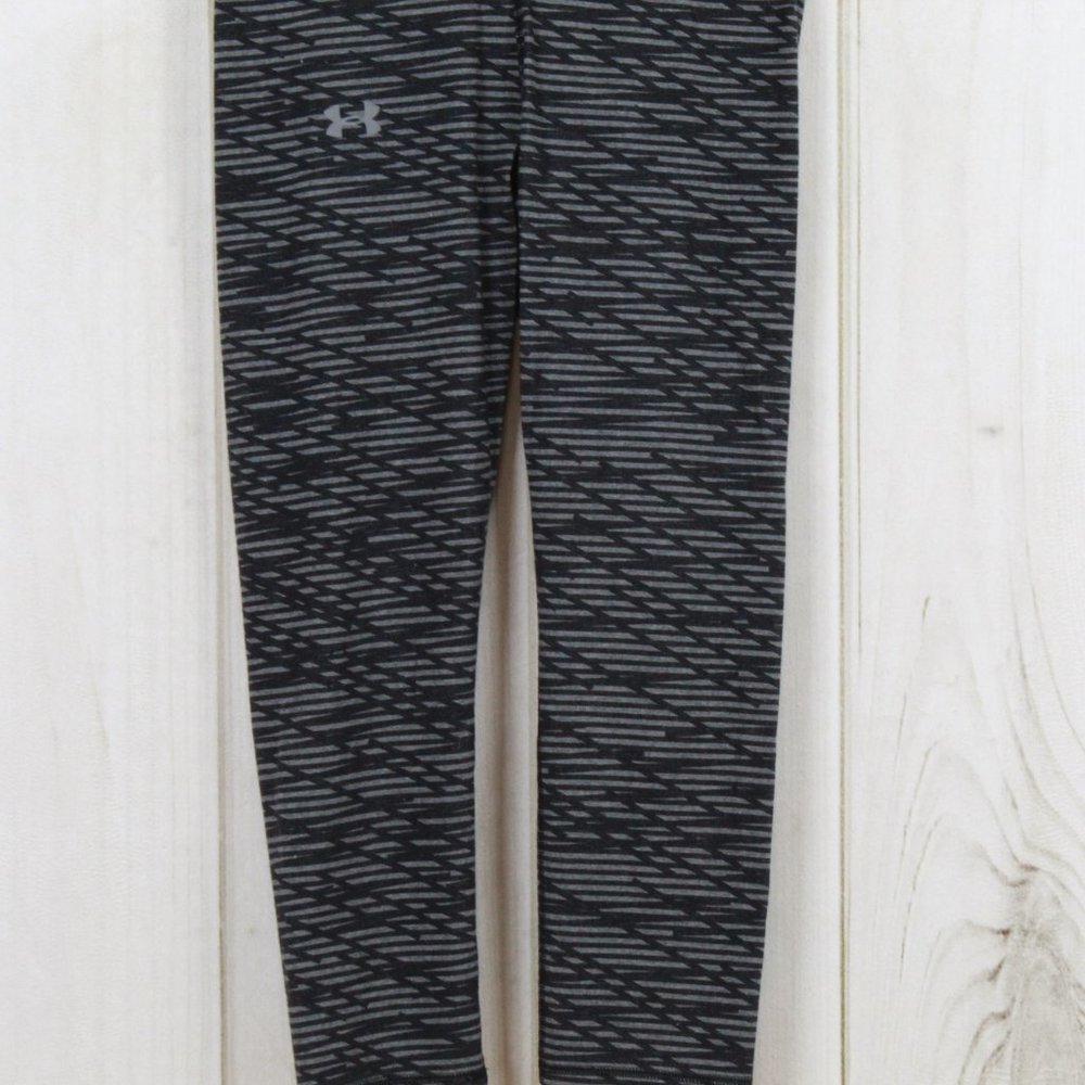 Under Armour Gray Striped Elastic Waist Athletic Cropped Leggings Size M - Picture 3 of 11